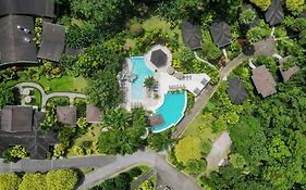 Hotel Lomas del Volcan